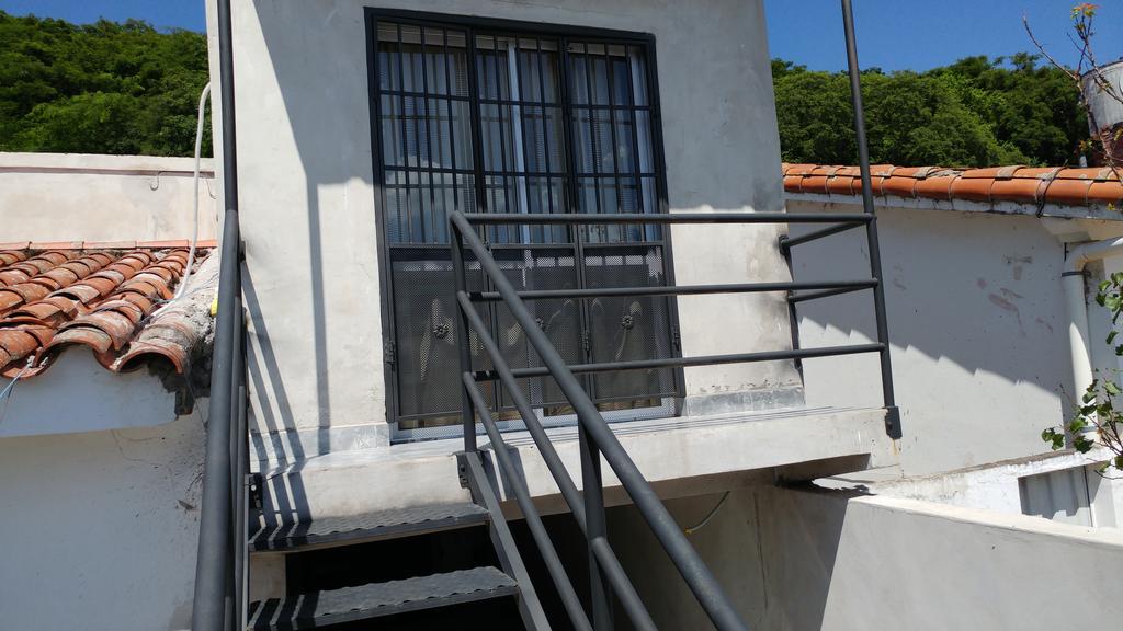 Apartamento Los Gladiolos Salta Exterior photo